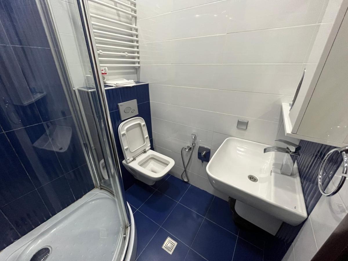 Hotel New Royal Тбилиси Экстерьер фото