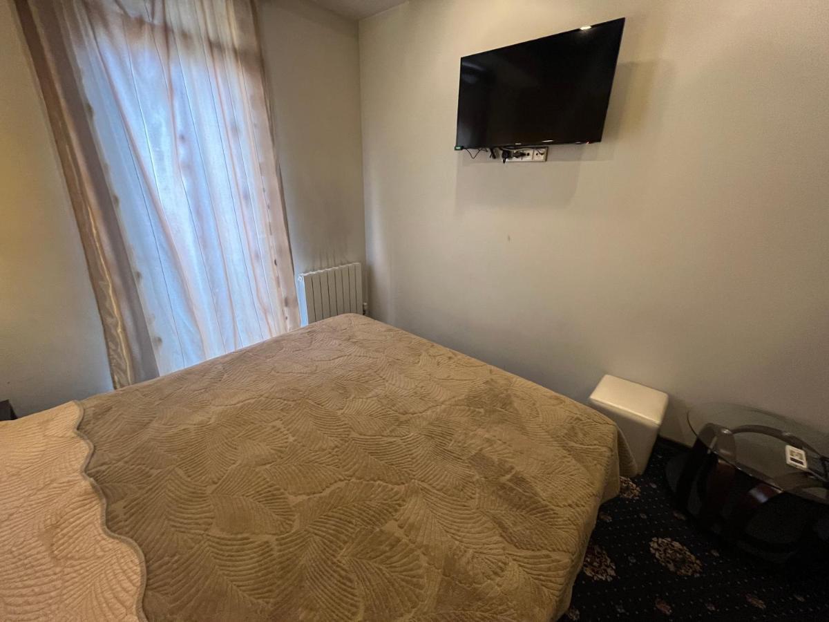 Hotel New Royal Тбилиси Экстерьер фото