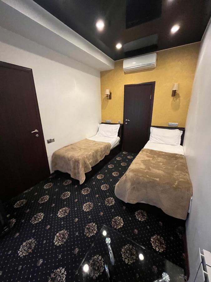 Hotel New Royal Тбилиси Экстерьер фото