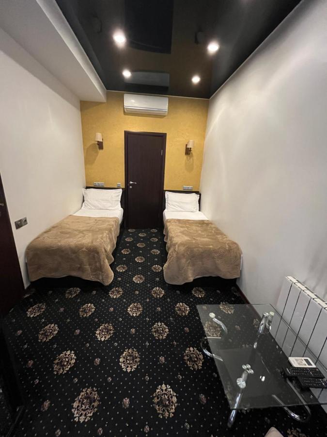 Hotel New Royal Тбилиси Экстерьер фото