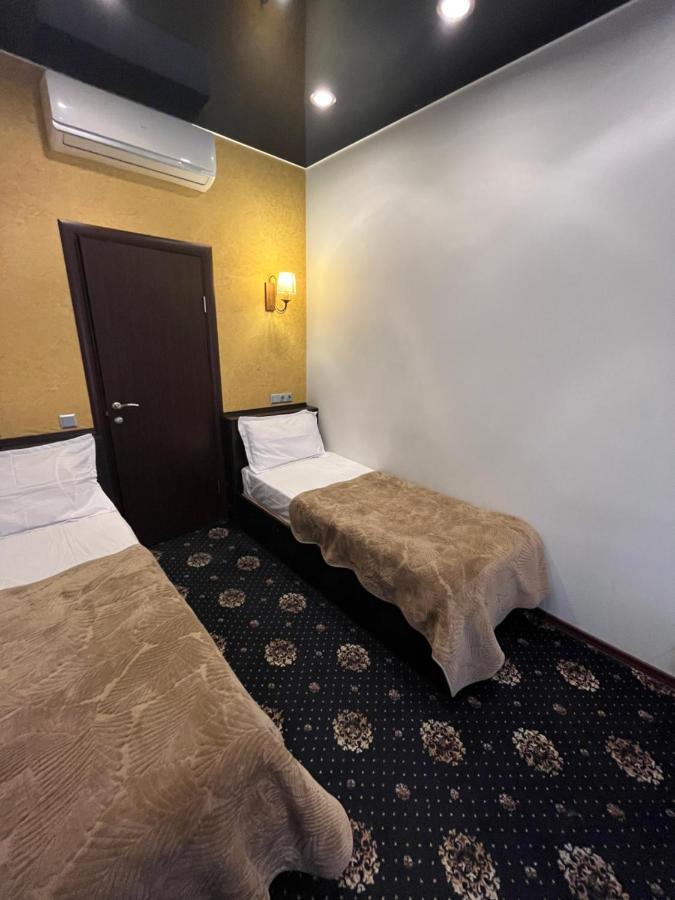 Hotel New Royal Тбилиси Экстерьер фото