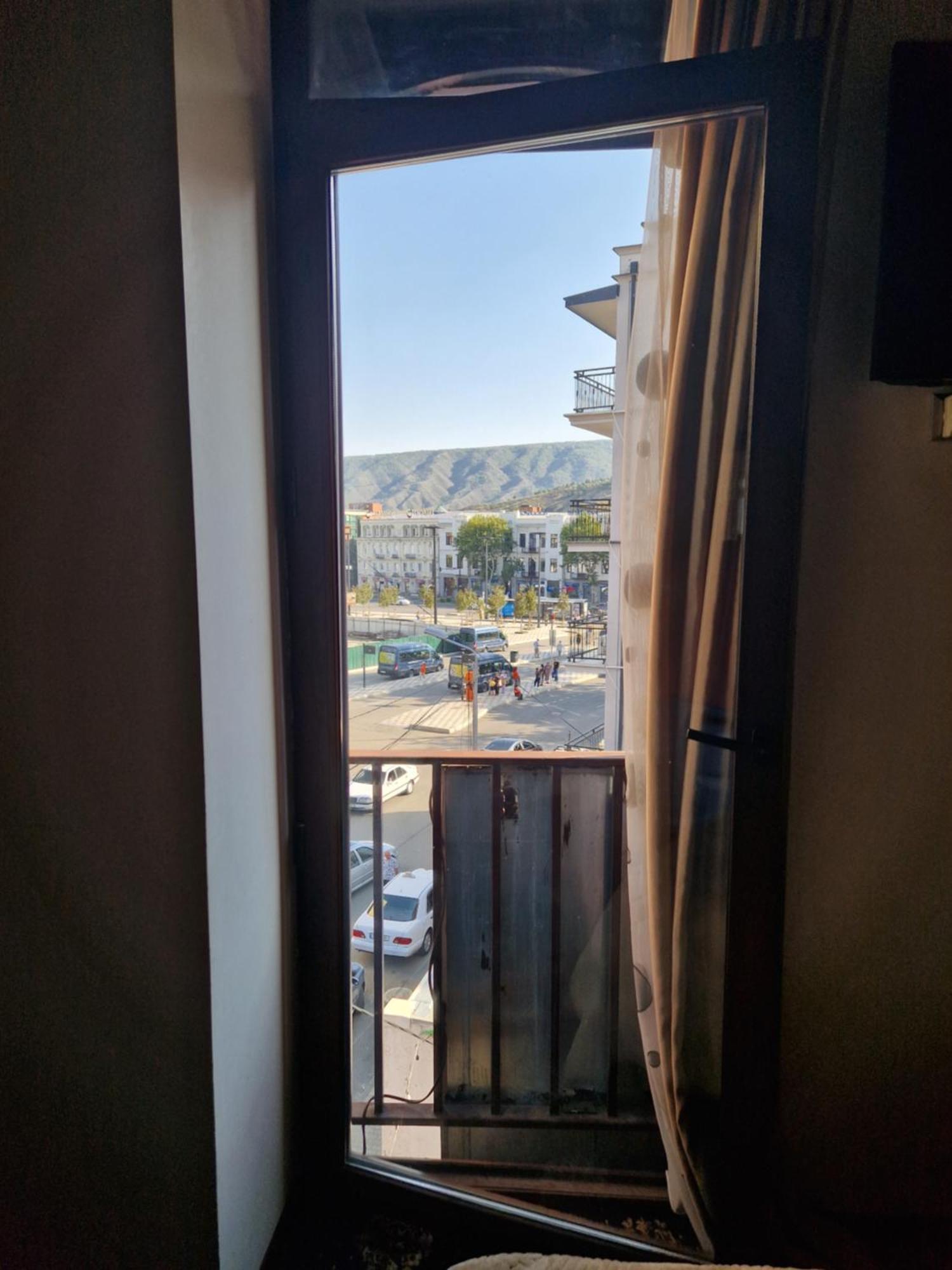 Hotel New Royal Тбилиси Номер фото